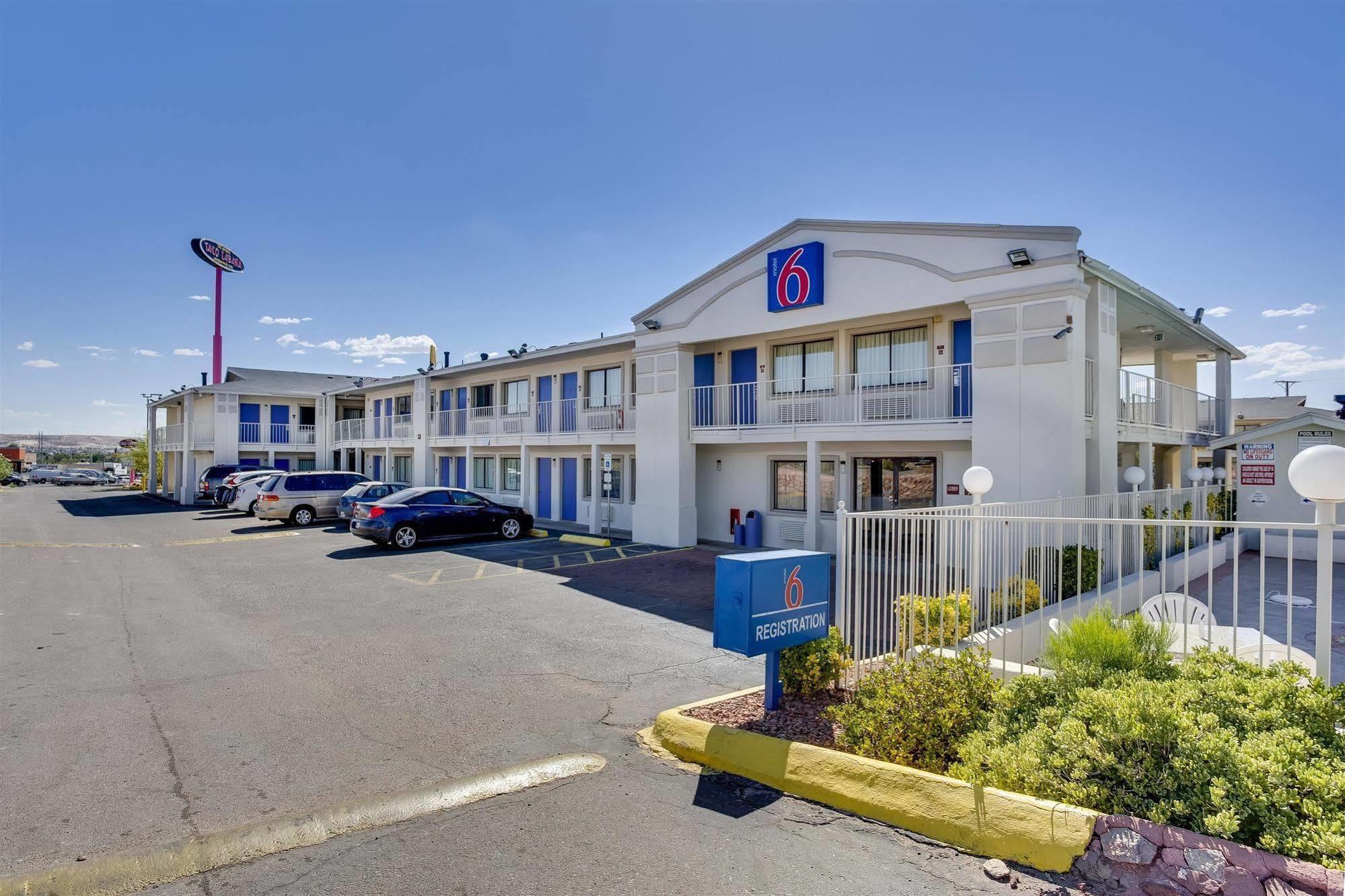 Motel 6-El Paso, Tx - West Exterior photo