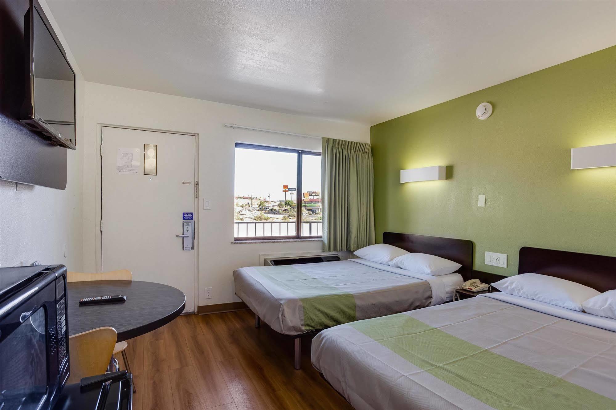Motel 6-El Paso, Tx - West Exterior photo